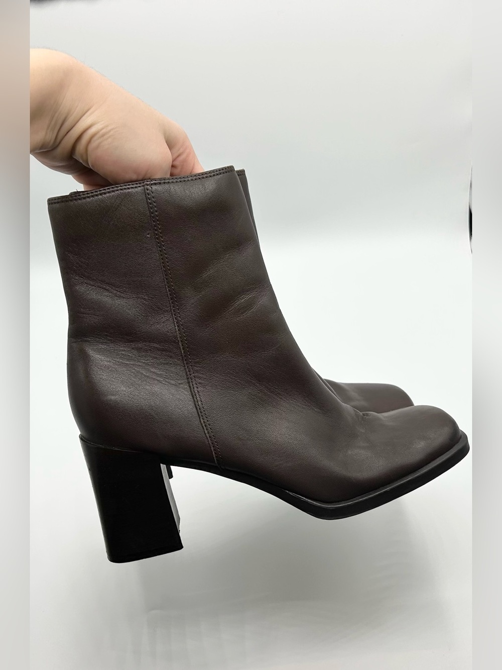 Dark Brown Leather Square Toe Heeled Ankle Booties Boots Women’s Size 7.5 - Picture 3 of 9